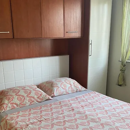 Nesic Peroj Apartment Fazana