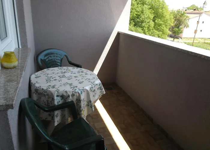 Nesic Peroj Lejlighed *