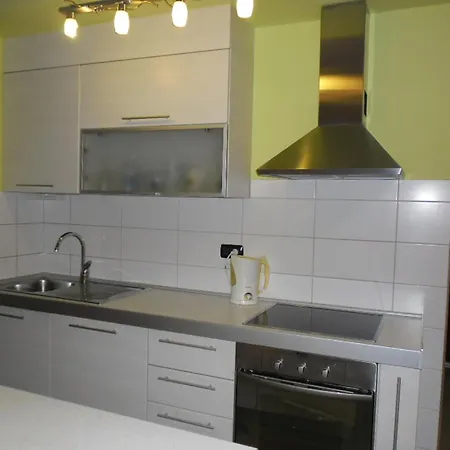 Nesic Peroj Appartamento